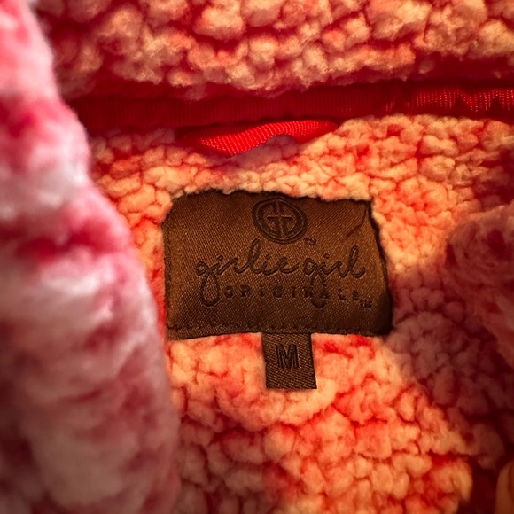 Girlie Girl Sherpa - Picture 2 of 2